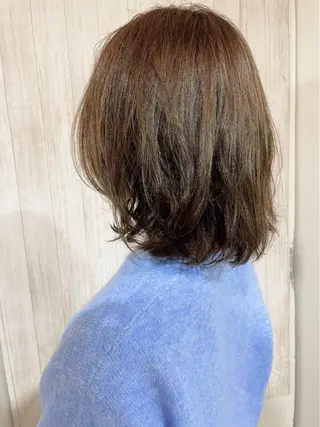 ミディアム 石沢 知康 丁寧カウンセリングのヘアスタイル