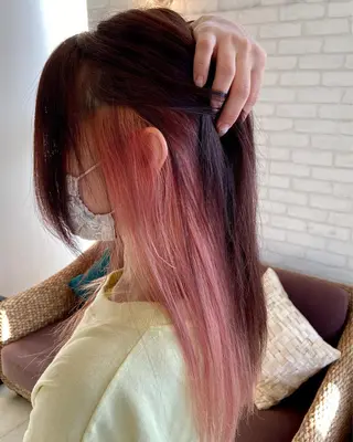ロング カラー 浅川 実行のヘアスタイル