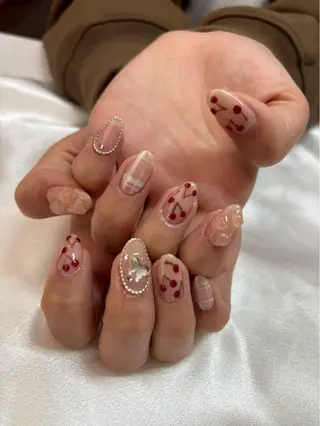 ネイル 林 玲菜のネイルデザイン