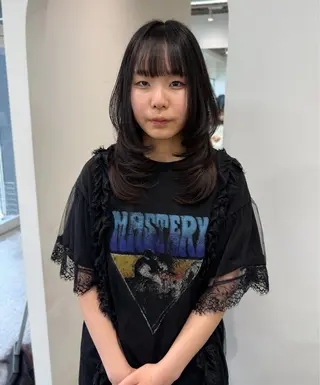 ミディアム 𝘚𝘶𝘻𝘶 𓂃𓈒𓏸のヘアスタイル
