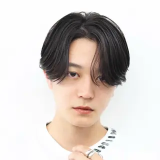 ショート カラー パーマ メンズ 木代 ひめりのヘアスタイル