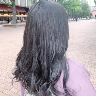 ロング カラー N° il duca 札幌のヘアスタイル