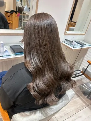 カラー 大川 夏実のヘアスタイル