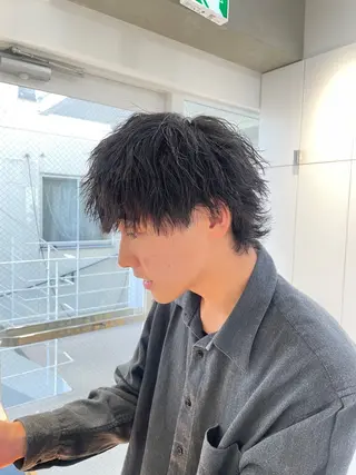 ショート パーマ ヘアアレンジ メンズ 艶カラー✨縮毛矯正✨ 翁長孝輔のヘアスタイル