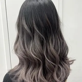 ロング カラー ✨韓国艶髪✨ケア ブリーチ🫧アキラのヘアスタイル