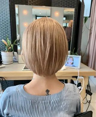 ショート カラー 柔らか透け感カラー 🌿ムロヤリョウスケのヘアスタイル