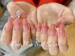 ネイル One Plus Nail Salonのネイルデザイン