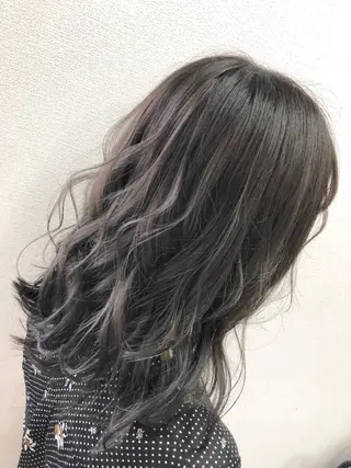 セミロング カラー SHIORI💜口コ ミNo.1艶カラーのヘアスタイル
