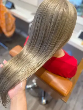 ロング カラー YAP！HAIR トコツメアヤノのヘアスタイル