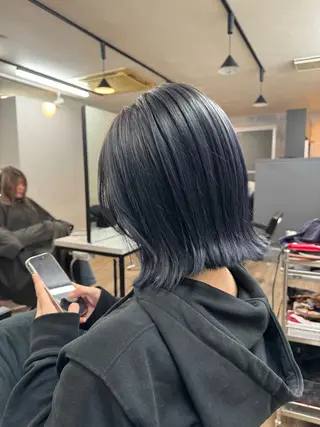 ロング カラー 井上 彩加のヘアスタイル