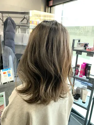 ロング カラー 菊地 旬のヘアスタイル