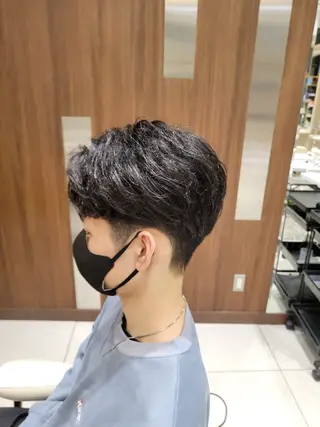 メンズ メンズパーマ 渡辺将功のヘアスタイル