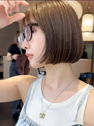 ショート ボブ ×縮毛矯正きりのヘアスタイル