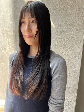 ロング 神戸/karina /レイヤー/顔まわりのヘアスタイル