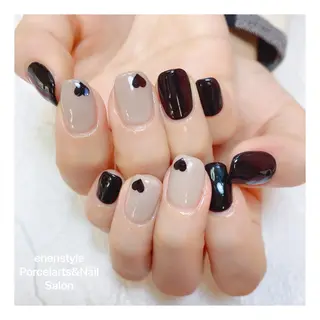 ミディアム ネイル 🐾enen style 🐾のネイルデザイン