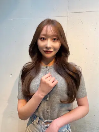 ロング カラー ヘアアレンジ 🎀ハイトーン・艶 カラー HANA🎀のヘアスタイル