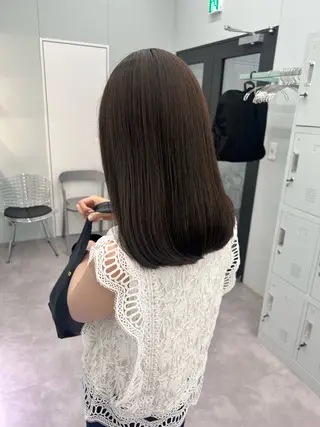 ミディアム 名駅🦢大人艶カラー 🪽カミヤアカネのヘアスタイル