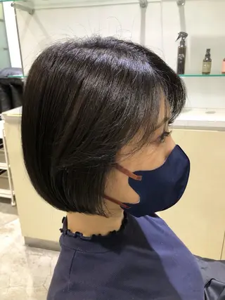 ショート カラー レイヤー/透明感 カラー　いくらまゆのヘアスタイル