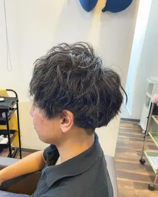 ショート パーマ メンズ 堀 広夢のヘアスタイル