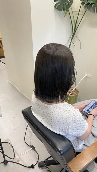 ミディアム カラー JURI /HUIのヘアスタイル