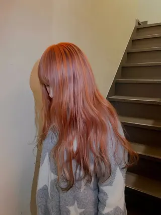 ロング カラー もも なのヘアスタイル