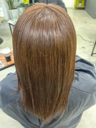 カラー 大島 花咲のヘアスタイル