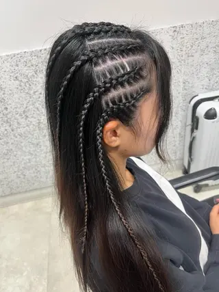 ロング ✨コーンロウ✨ 本田さゃかのヘアスタイル