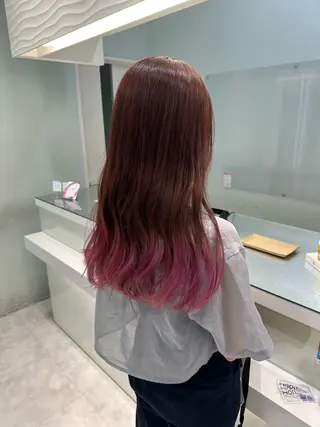 ロング 中川 茜里のヘアスタイル