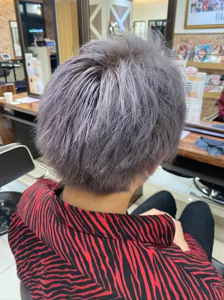 ショート カラー 髪質改善・縮毛矯正 白根凌二のヘアスタイル
