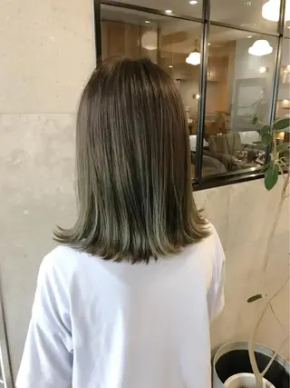 ミディアム 開發 智也のヘアスタイル