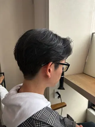 ショート 岡多 麗奈のヘアスタイル