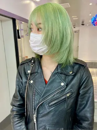 ショート カラー ヘアアレンジ ブリーチ矯正髪質改善 ✨オオエタクミのヘアスタイル