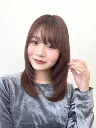 セミロング カラー ヘアアレンジ レイヤー×ベージュ ×暖色🩷AINAのヘアスタイル