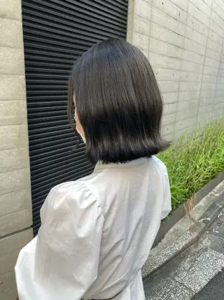 ミディアム ✨色持ちの良い艶 カラー✨蟹江真世のヘアスタイル
