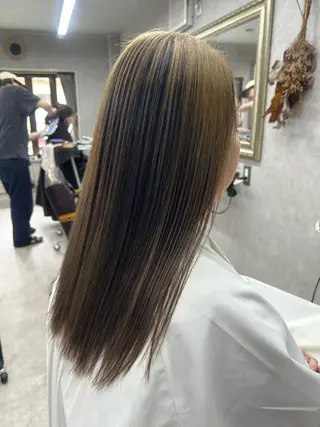 ロング カラー Lien 深井店のヘアスタイル