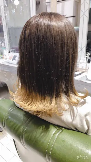 ミディアム カラー ルプラボウ /小見山琴衣のヘアスタイル