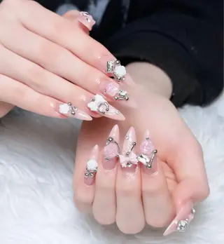 ネイル Ayumi Ginzaのネイルデザイン