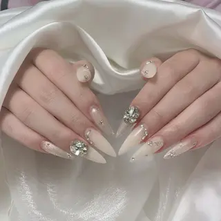 ネイル Ami Meliaのネイルデザイン