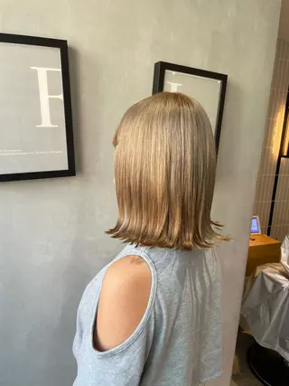 ショート 複雑履歴に対応ブリー チ無しダブルカラーのヘアスタイル