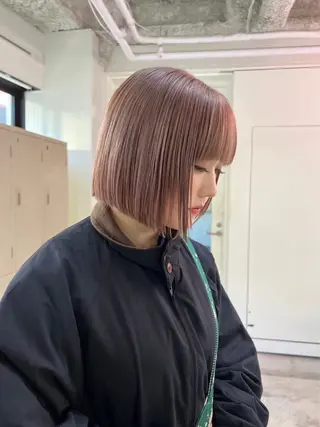 ミディアム カラー 🧤高明度ハイトーン 🧤莉音のヘアスタイル