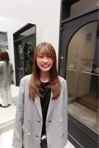ロング カラー 石田 俊介のヘアスタイル