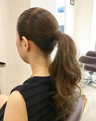 ロング カラー ヘアアレンジ 中村 よしひでのヘアスタイル