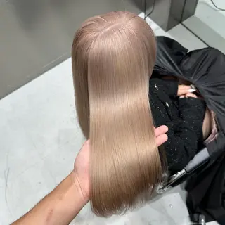 セミロング カラー 💫艶ハイトーン×髪 質改善💫リュウトのヘアスタイル