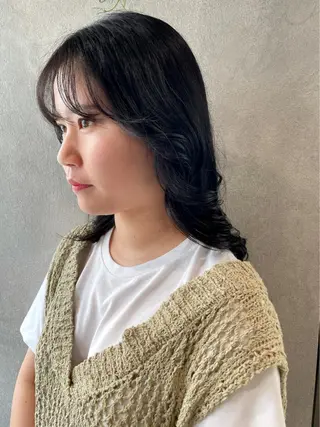セミロング カラー ナチュラル透明感🌱 小山美樹子のヘアスタイル