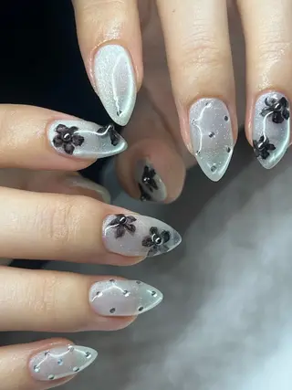 ネイル Anela Nail Studioのネイルデザイン