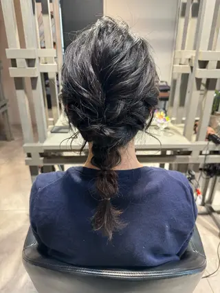セミロング ヘアアレンジ 似合う髪型見つけます AYAKAのヘアスタイル