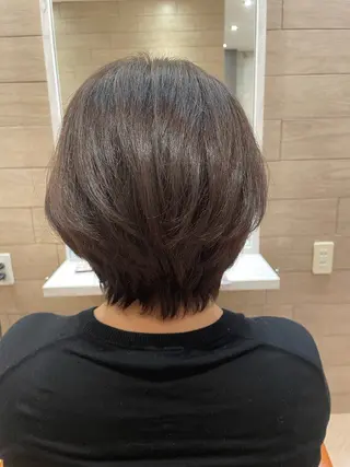 ショート 髪質改善✂︎KODE 透明感カラーのヘアスタイル