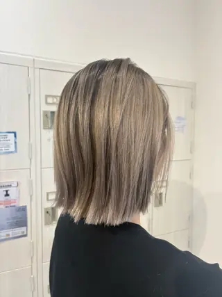 ショート 横山 麻衣子のヘアスタイル