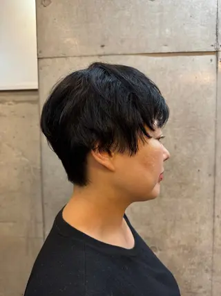 ショート 佐藤 百葉のヘアスタイル