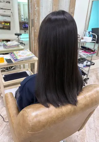 カラー 菊地 映香のヘアスタイル